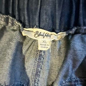 Blue Velvet Women's Embroidered Blue Jeans